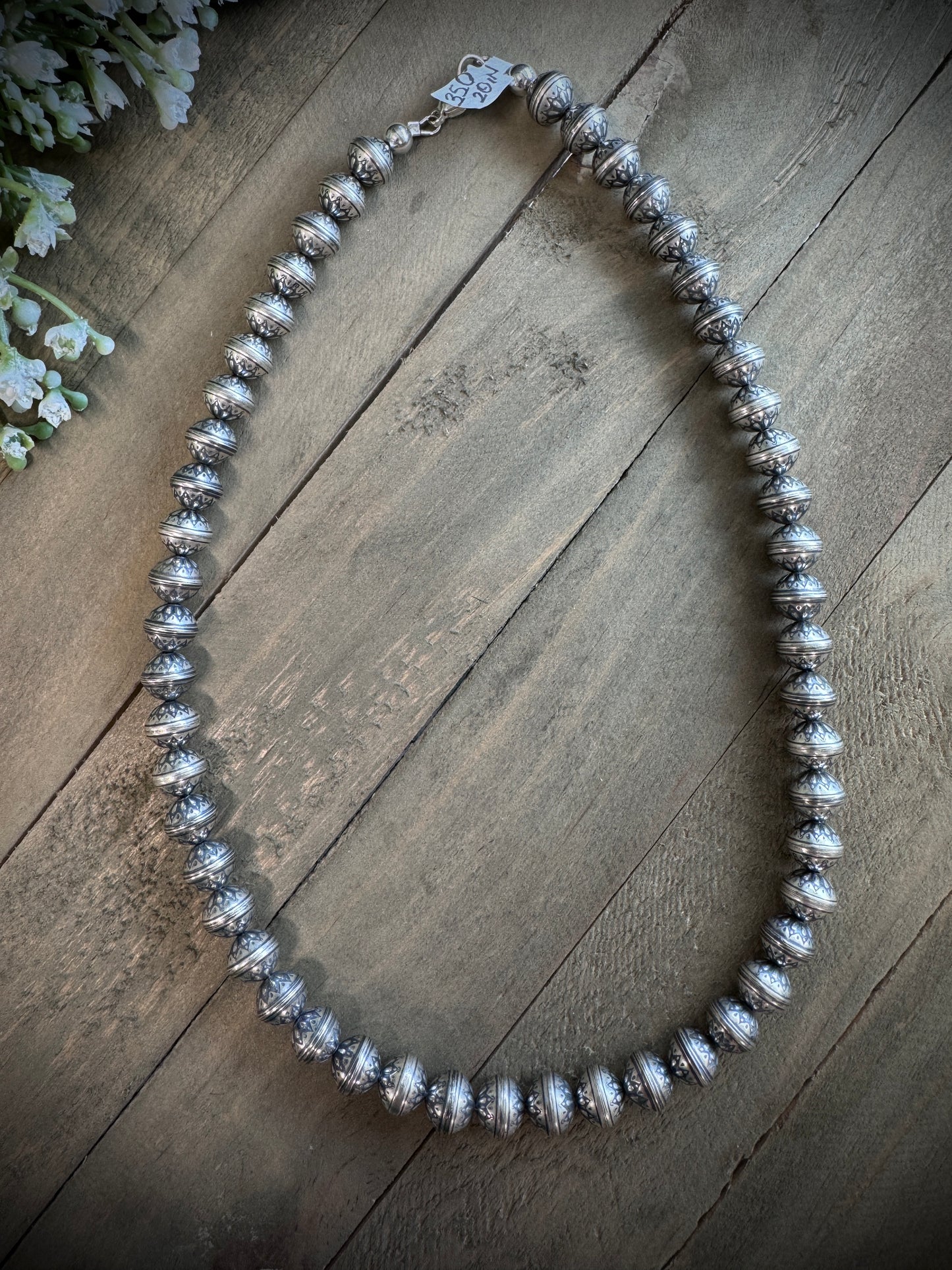 Navajo Pearl - Flower Pattern