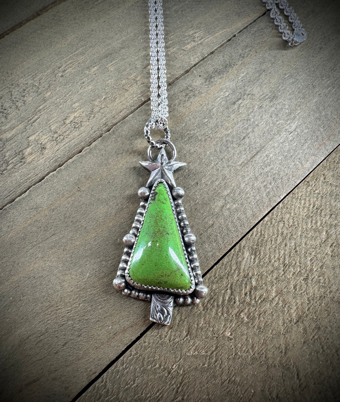Gaspéite Christmas Tree Necklace