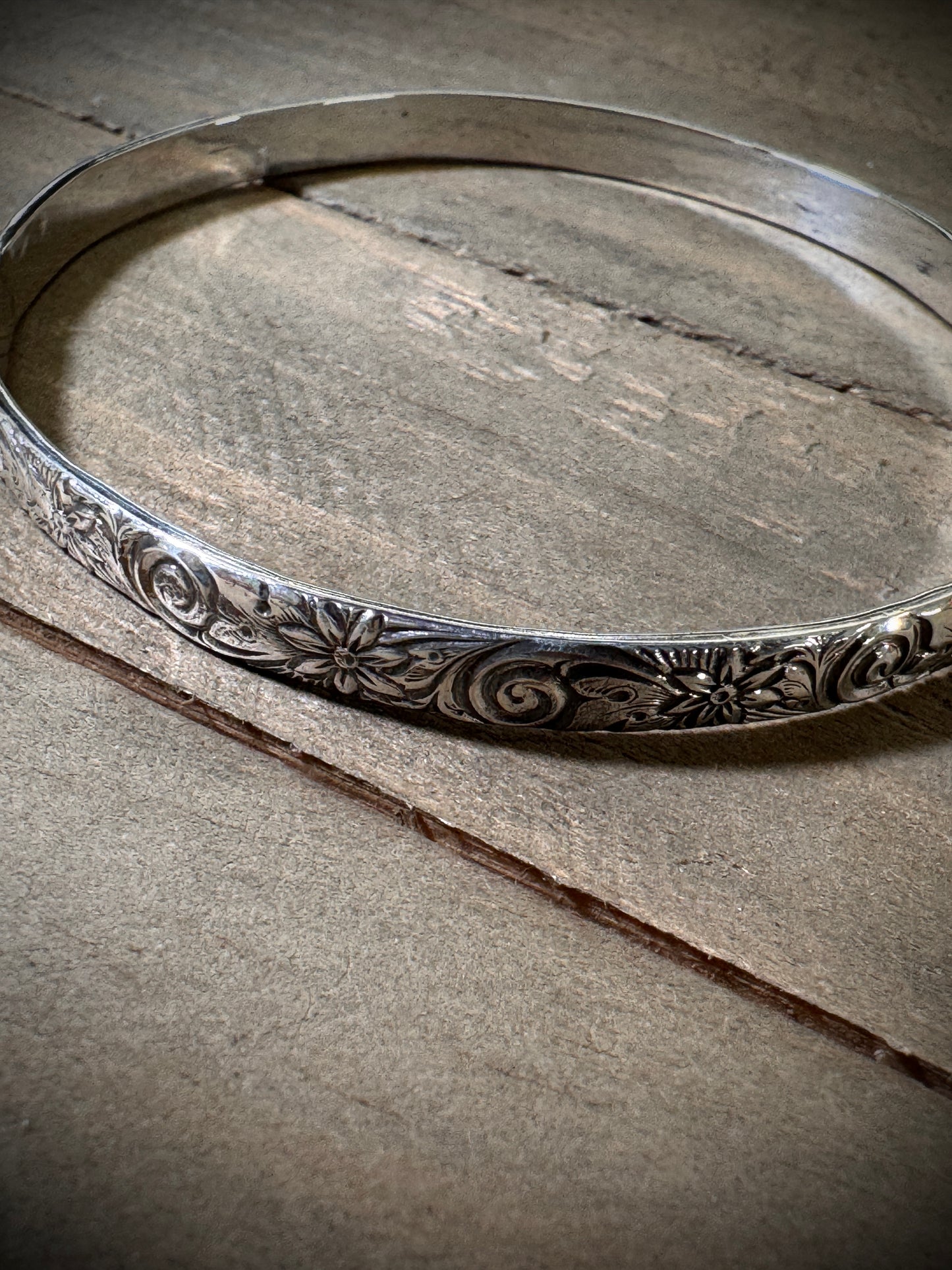Bangle Bracelet - Floral Swirl