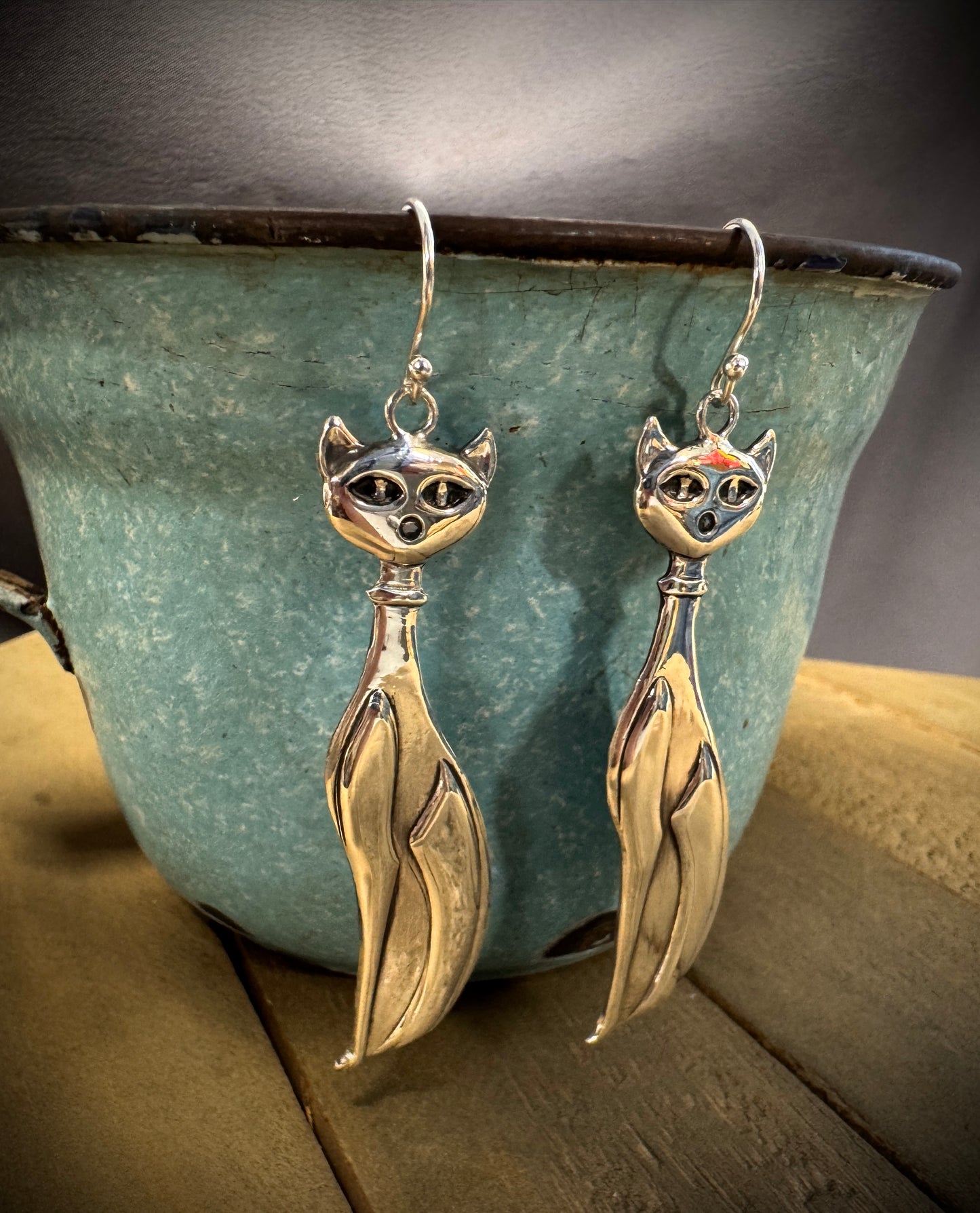 Sophisticated Cat Earrings