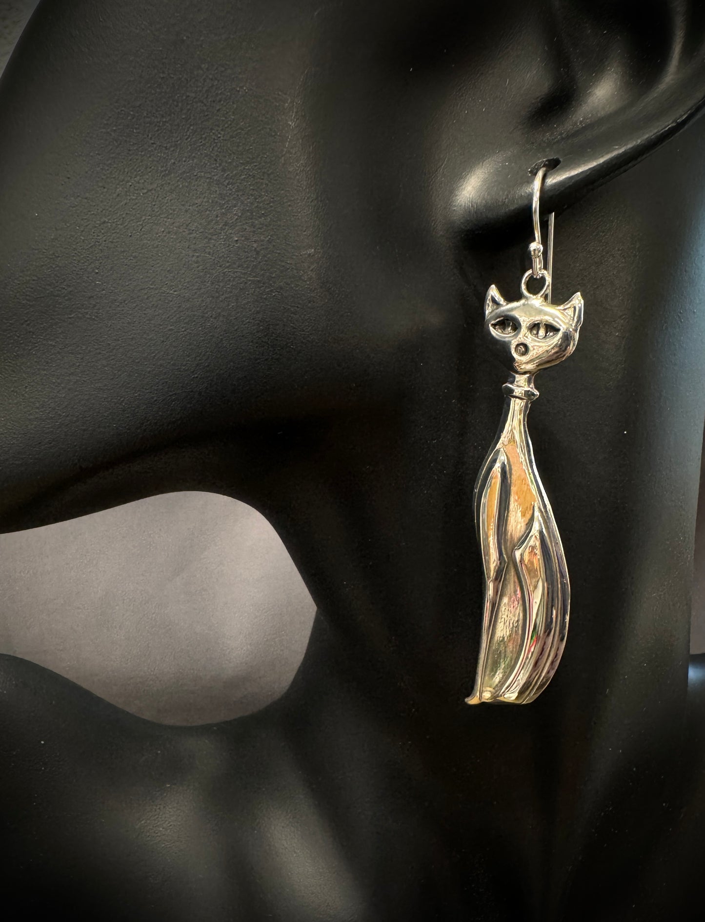 Sophisticated Cat Earrings