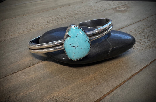 Hubei Turquoise Cuff