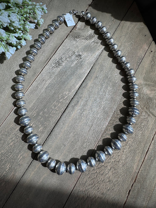 Navajo Pearl Necklace - Star Design