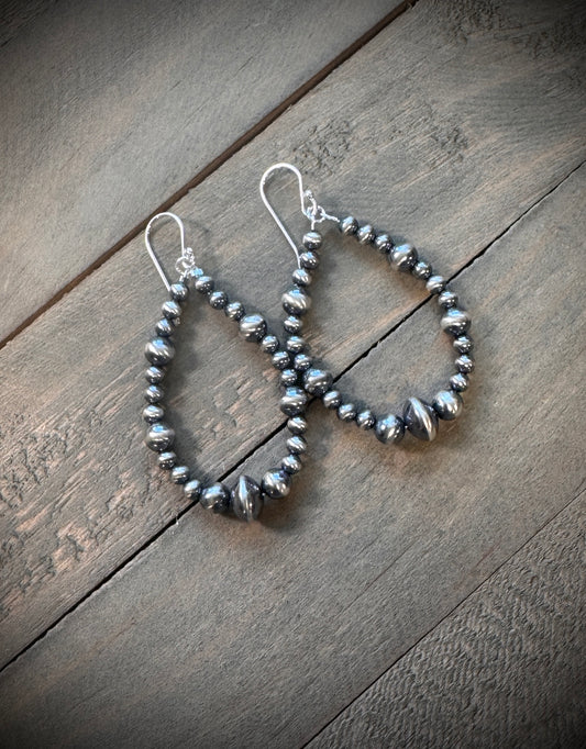Navajo Pearl Earrings