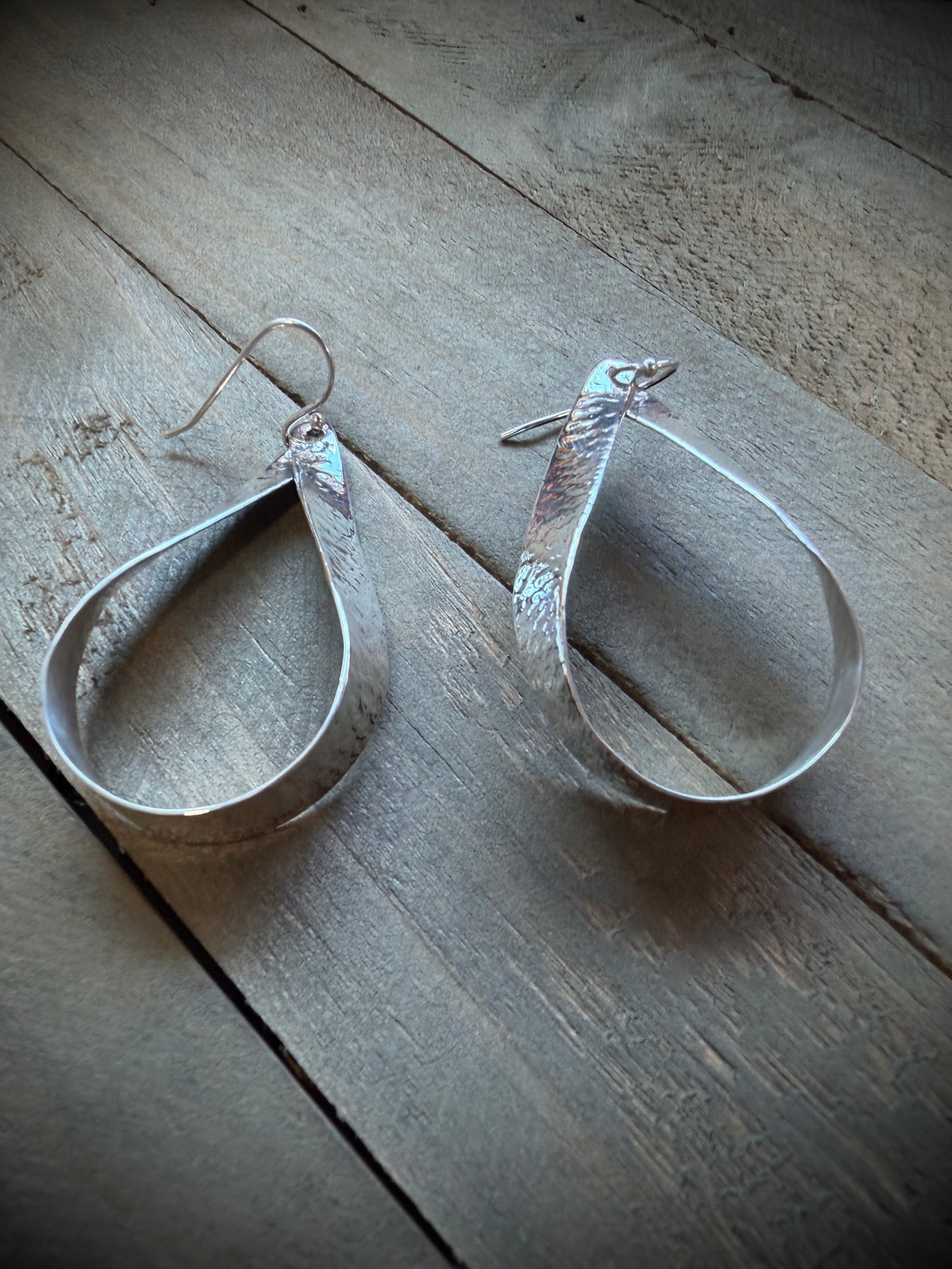 Dahlia Mobius Earrings