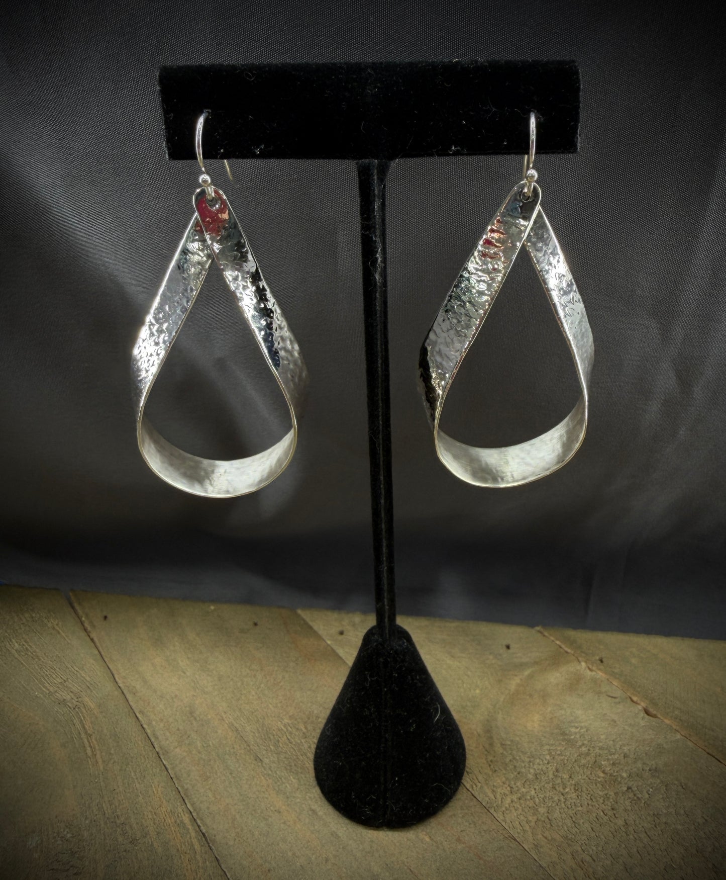 Dahlia Mobius Earrings