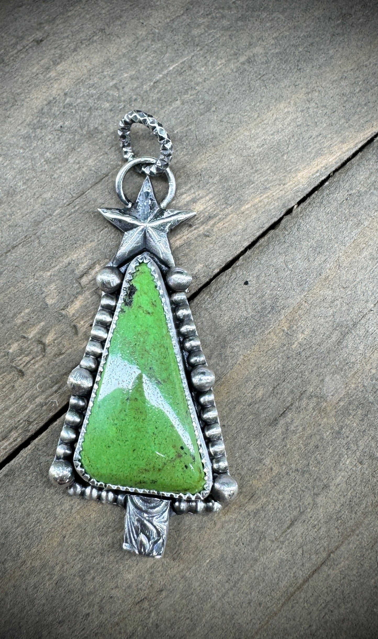 Gaspéite Christmas Tree Necklace