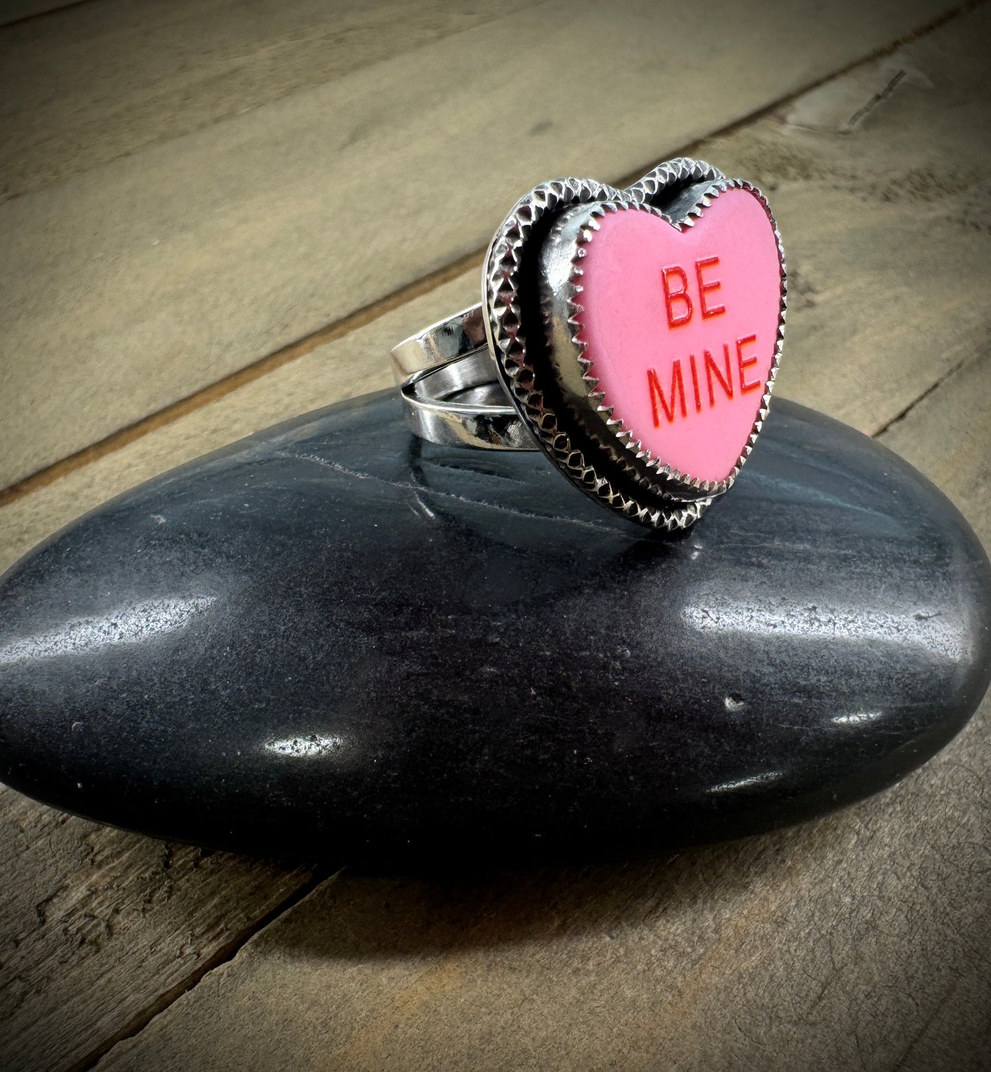 "Be Mine" Heart Ring - Pink