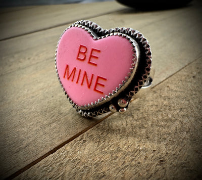 "Be Mine" Heart Ring - Pink
